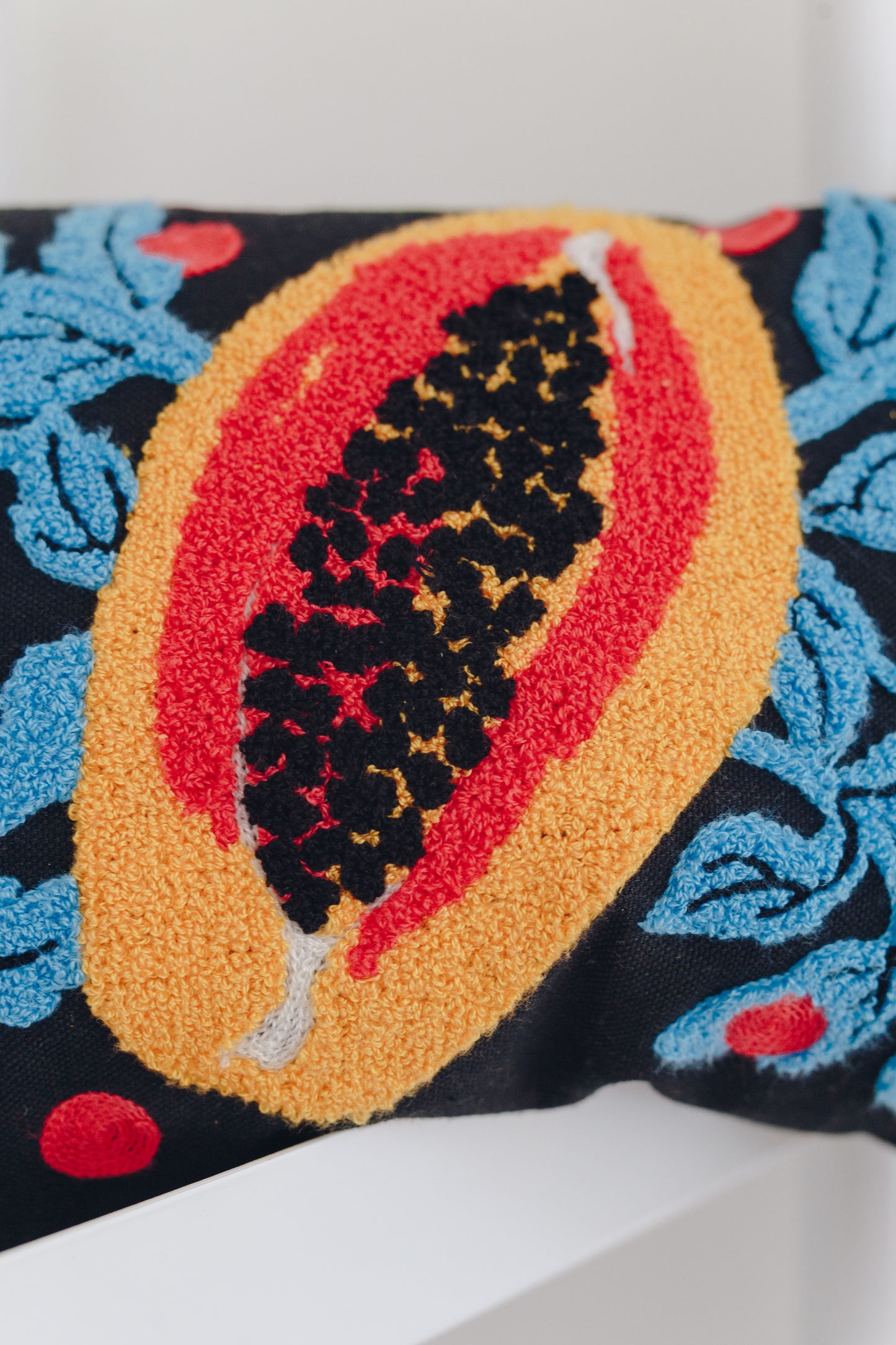 PRESALE / Papaya cushion